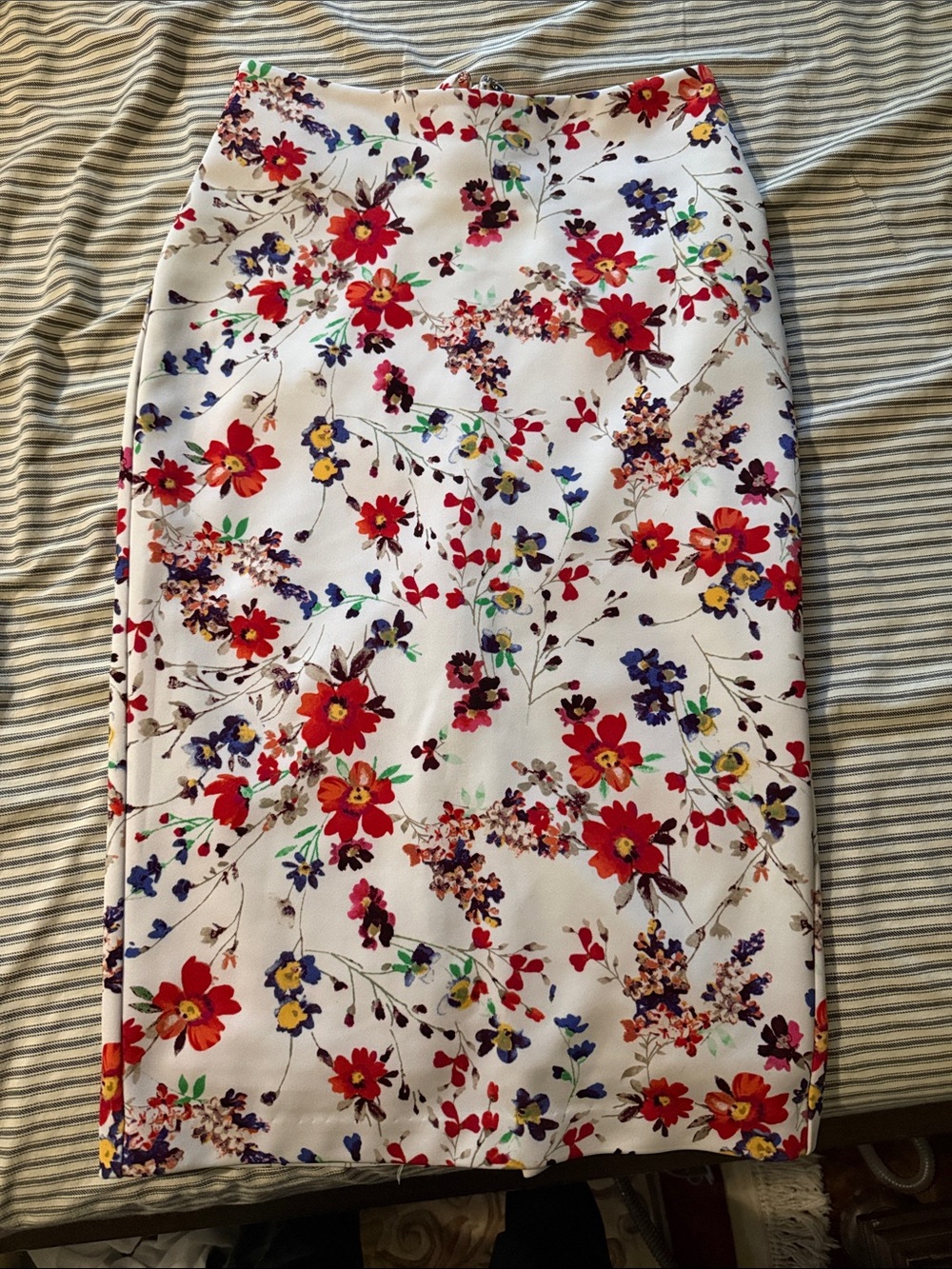 Express White Floral Pencil Skirt